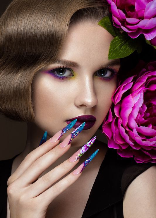 TV Nails Bar
